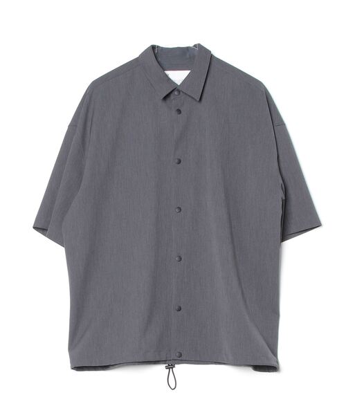 VOAAOV(ヴォアーブ)の「【VOAAOV】Chic Tech Short Sleeve Shirt(シャツ/ブラウス・メンズ・グレー/チャコールグレー/ブラック・2/1)」の3枚目の写真