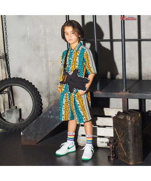 BREEZE(ブリーズ)の「【BREEZE NEW JACK】チャーム付きベアサコッシュ(ボディバッグ/ウエストポーチ・キッズ・ブラック/チェック・FREE)」の4枚目の写真