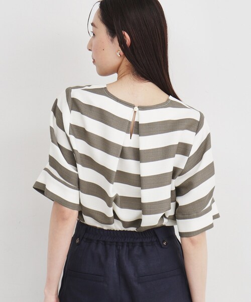 THE SHOP TK (ザ ショップ ティーケー )の「◆【ヒルナンデス!で紹介】袖タックブラウス/上品/洗濯機OK(シャツ/ブラウス・レディース・ブラウン系その他4/グリーン/アイボリー・12/13)」の6枚目の写真