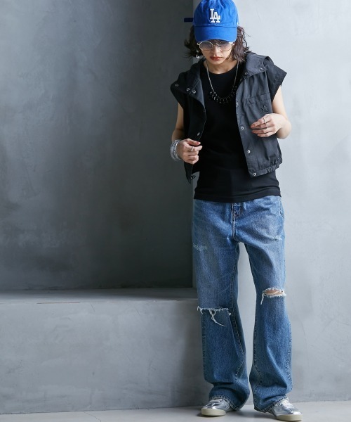 GEVS.（ジェイヴィス）の「＜大きいサイズ＞ クロップド丈パーカーベスト GEVS.（ベスト・レディース・ベージュ/ブラック・5L/4L/3L/LL/L）」の12枚目の写真