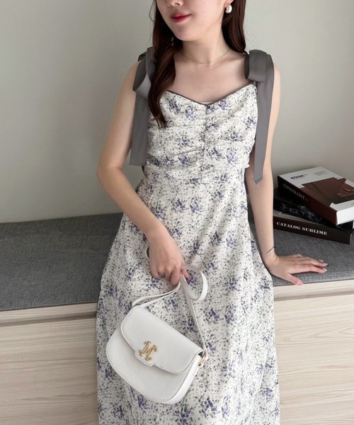 ☆限定値下【新品】ナイスクラップ　あざとモテキャミワンピース　肩リボン　港区女子 ☆限定値下【新品】ナイスクラップ あざとモテキャミワンピース