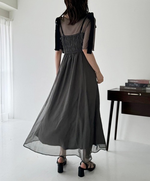 one after another NICE CLAUP（ワンアフターアナザーナイスクラップ）の「肩リボンキャミワンピース（ワンピース・レディース・ベージュ/チャコールグレー/アイボリー/アイボリー系/パープル系その他・FREE）」の20枚目の写真