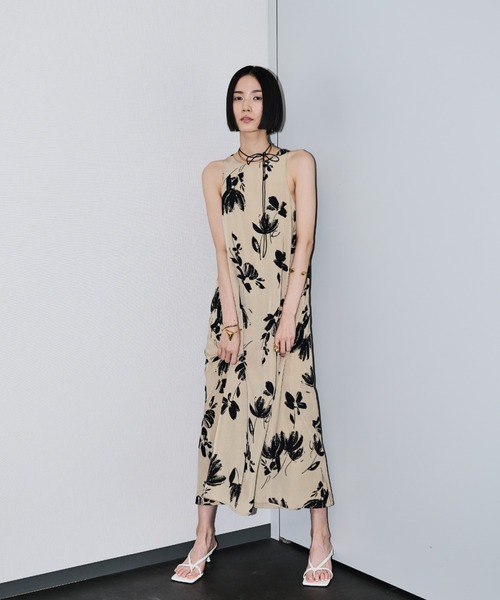 AIC. OFFICIAL | . 【フラワーパターンニットロングワンピース