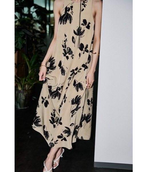 AIC.（エーアイシー）の「フラワープリントアメスリロングワンピース（ワンピース・レディース・ベージュ/ブラック・FREE）」の22枚目の写真