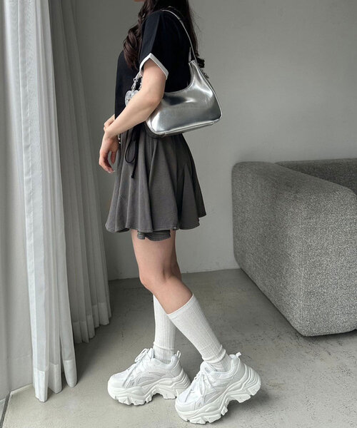 OLIVE des OLIVE(オリーブデオリーブ)の「ボリュームカットミニスカート(スカート・レディース・トップグレー/オートミール/スミクロ・FREE)」の11枚目の写真