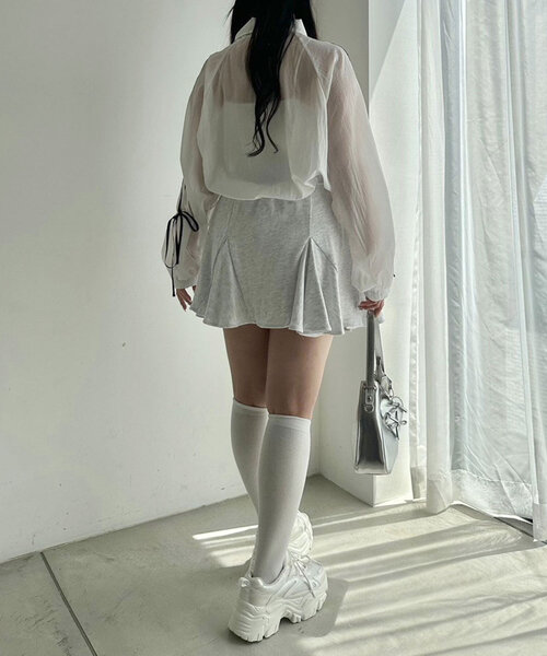 OLIVE des OLIVE(オリーブデオリーブ)の「ボリュームカットミニスカート(スカート・レディース・トップグレー/オートミール/スミクロ・FREE)」の6枚目の写真