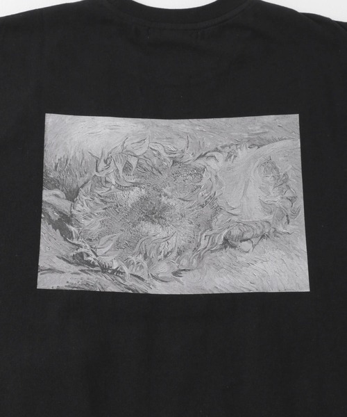 SENSE OF PLACE by URBAN RESEARCH(センスオブプレイスバイアーバンリサーチ)の「『別注』グラフィックアートTシャツ(5分袖)C(Tシャツ/カットソー・メンズ・ホワイト/ブラック/パープル系その他・MEDIUM/LARGE)」の21枚目の写真
