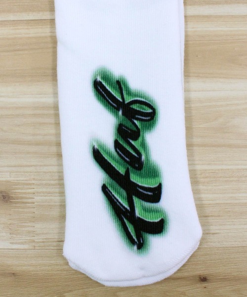 HUF（ハフ）の「エアブラシ デジタル プラントライフソックス 靴下 AIRBRUSH DIGITAL PL SOCK（ソックス/靴下・メンズ・ホワイト/ブラック・OS）」の5枚目の写真