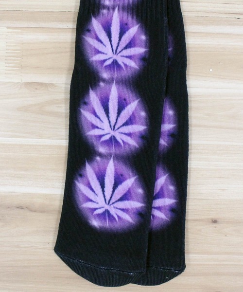 HUF（ハフ）の「エアブラシ デジタル プラントライフソックス 靴下 AIRBRUSH DIGITAL PL SOCK（ソックス/靴下・メンズ・ホワイト/ブラック・OS）」の6枚目の写真