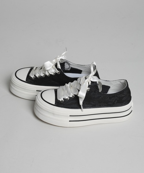 shoes365（シューズスリーシックスファイヴ）の「【shoes365】刺繍模様の装飾厚底スニーカー（スニーカー・レディース・ブラック/オフホワイト・22.5cm/23.0cm/23.5cm/24.0cm/24.5cm/25.0cm）」の5枚目の写真