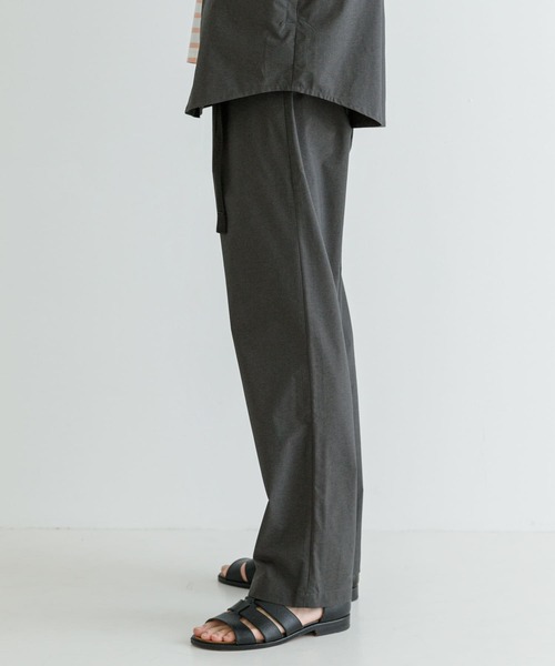 URBAN RESEARCH（アーバンリサーチ）の「『UR TECH』CLIMBING PANTS（その他パンツ・メンズ・ネイビー/チャコールグレー・MEDIUM/LARGE）」の5枚目の写真