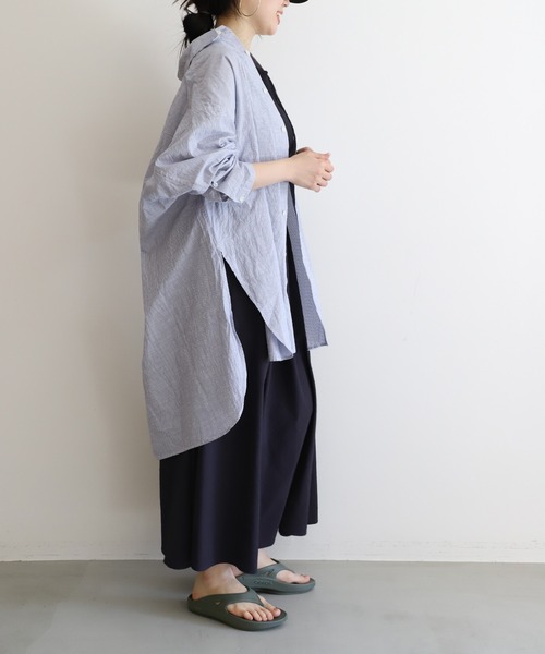 OOFOS（ウーフォス）の「【OOFOS】Ooriginal-リカバリーサンダル（サンダル・レディース・ブラック/カーキオリーブ/グリーン・23/24）」の14枚目の写真