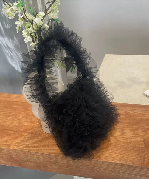 LADY LIKE（レディライク）の「チュールフリルワンショルダーバッグ（ハンドバッグ・レディース・ブルー/ホワイト/ブラック・F）」の2枚目の写真