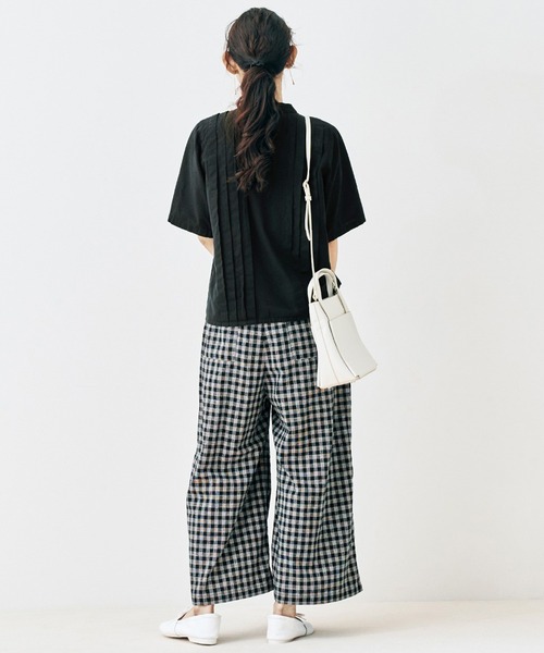 and myera（アンド マイラ）の「ａｎｄ　ｍｙｅｒａ　幅広タックブラウス（シャツ/ブラウス・レディース・ホワイト/ブラック・LARGE/MEDIUM/X-LARGE/SMALL）」の9枚目の写真