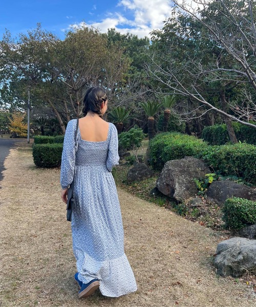 ROXY（ロキシー）の「BORDERLINE MAXI/ロキシー長袖マキシワンピ（ワンピース・レディース・ブルー・LARGE/MEDIUM/SMALL）」の5枚目の写真