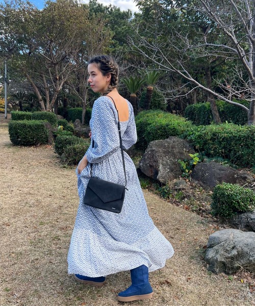 ROXY（ロキシー）の「BORDERLINE MAXI/ロキシー長袖マキシワンピ（ワンピース・レディース・ブルー・LARGE/MEDIUM/SMALL）」の7枚目の写真