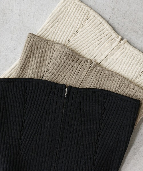 select MOCA(セレクトモカ)の「ジッパーリブニットビスチェ(ベスト・レディース・グレイッシュベージュ/ブラック/アイボリー・FREE)」の17枚目の写真