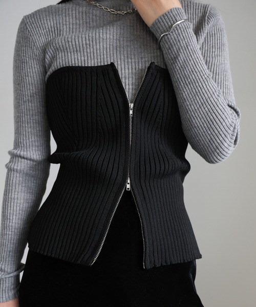 select MOCA(セレクトモカ)の「ジッパーリブニットビスチェ(ベスト・レディース・グレイッシュベージュ/ブラック/アイボリー・FREE)」の22枚目の写真