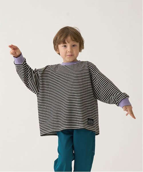 b・ROOM(ビールーム)の「【型崩れしないやわらかコットン】プリントミジンボーダービッグシルエットTシャツ(Tシャツ/カットソー・キッズ・ブラック/アイボリー/スカイブルー/ベージュ・110cm/120cm/130cm/140cm/150cm/100cm)」の2枚目の写真