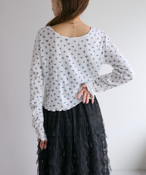 w closet（ダブルクローゼット）の「フラワーロングTシャツ（Tシャツ/カットソー・レディース・オフホワイト/ホワイト・FREE）」の6枚目の写真