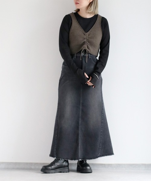 cepo（セポ）の「フィンガーホールロングスリーブTee（Tシャツ/カットソー・レディース・ブラック/ブラウン/オフホワイト/オレンジ/ブルー/サックスブルー/イエロー・M）」の11枚目の写真