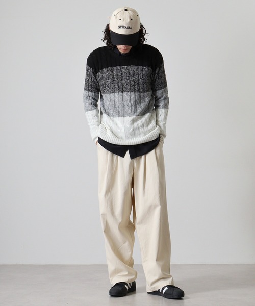 FUNALIVE(ファンアライブ)の「Cable knit crew neck knit / ケーブル編みクルーネックニット unisex(ニット/セーター・メンズ・グレー系2/グレー系3/レッド系1/ネイビー系2/ブラック系2/グレー系1/ネイビー系1/ブラック系1/ブラック系3/ブラック/キャメル/オフホワイト/ネイビー/ホワイト系2/ホワイト系1/杢グレー・LL/L/M)」の20枚目の写真