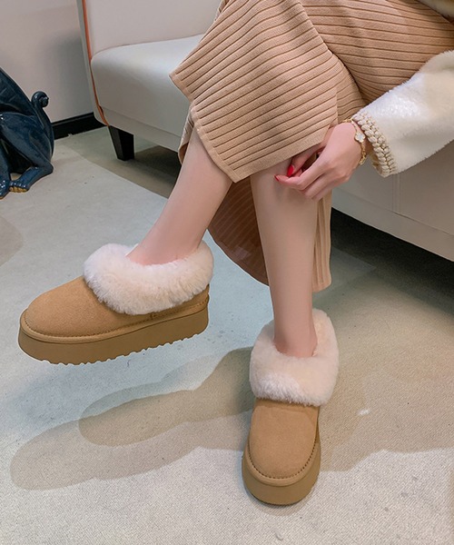 WEGO（ウィゴー）の「WEGO/フェイクムートンファーローブーツ（ブーツ・レディース・キャメル/ブラック・MEDIUM/LARGE/SMALL）」の9枚目の写真