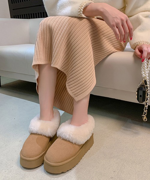 WEGO（ウィゴー）の「WEGO/フェイクムートンファーローブーツ（ブーツ・レディース・キャメル/ブラック・MEDIUM/LARGE/SMALL）」の10枚目の写真