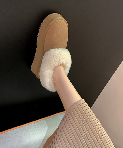 WEGO（ウィゴー）の「WEGO/フェイクムートンファーローブーツ（ブーツ・レディース・キャメル/ブラック・MEDIUM/LARGE/SMALL）」の11枚目の写真