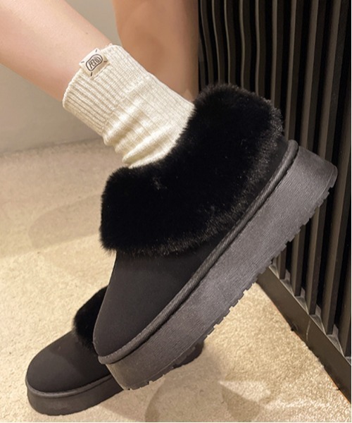 WEGO（ウィゴー）の「WEGO/フェイクムートンファーローブーツ（ブーツ・レディース・キャメル/ブラック・MEDIUM/LARGE/SMALL）」の14枚目の写真