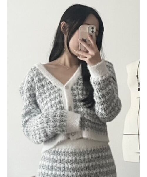 EATME（イートミー）の「ツイードライクニットカーディガン（セットアップ可能）（カーディガン/ボレロ・レディース・ブラック/ネイビー/レッド/オフホワイト・FREE）」の2枚目の写真