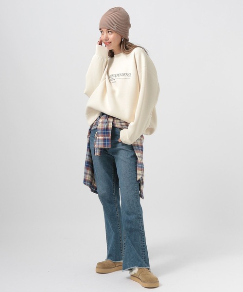 BAYFLOW（ベイフロー）の「[軽量で柔らか]アソートロゴダンボールプルオーバー（Tシャツ/カットソー・レディース・オフホワイト/チャコール/ベージュ/ピンク・FREE）」の5枚目の写真