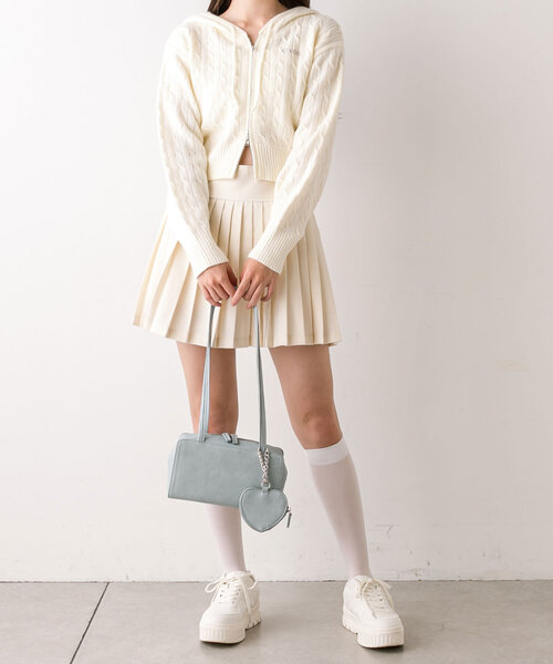 OLIVE des OLIVE(オリーブデオリーブ)の「ふわもちケーブルパーカー(パーカー・レディース・オフホワイト/チャコールグレー/サックスブルー/ブラウン・FREE)」の9枚目の写真