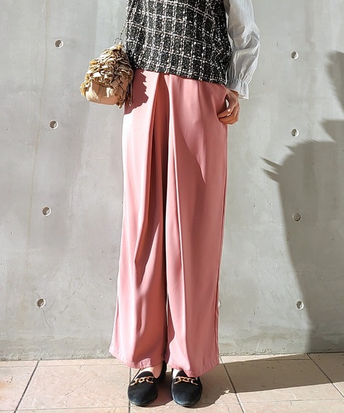 Q（キュー）の「フロントタックテーパードパンツ（スラックス・レディース・ピンク/ライム/チャコールグレー・MEDIUM）」の5枚目の写真