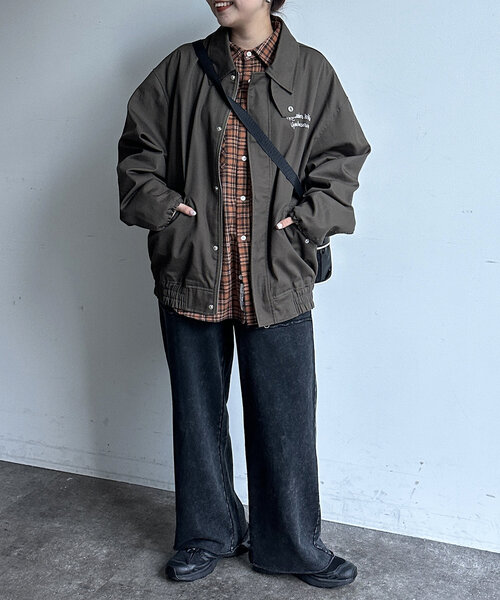 CPCM（シーピーシーエム）の「パウダー加工裏毛スウェットパンツ（その他パンツ・レディース・ブラック/ネイビー/ブラウン・SMALL/MEDIUM/LARGE）」の11枚目の写真