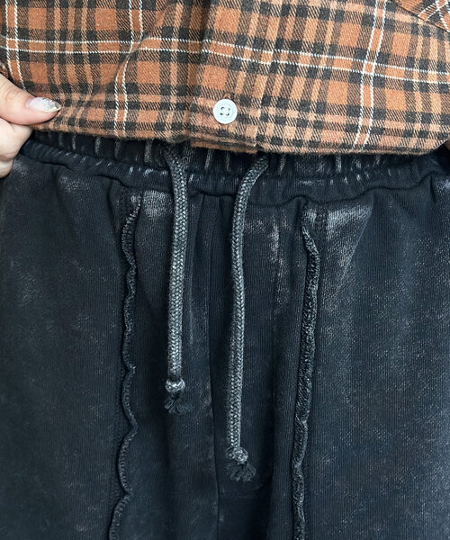 CPCM（シーピーシーエム）の「パウダー加工裏毛スウェットパンツ（その他パンツ・レディース・ブラック/ネイビー/ブラウン・SMALL/MEDIUM/LARGE）」の13枚目の写真