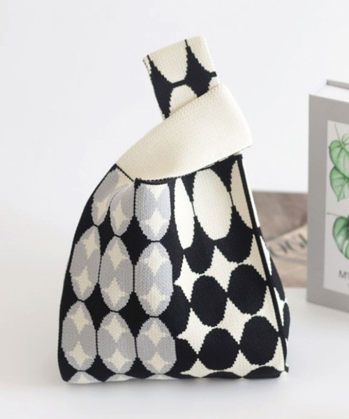 florist（フローリスト）の「おしゃれで使いやすい手提げスクエアニットエコバッグ（エコバッグ/サブバッグ・レディース・その他1/その他2/その他3/その他5/その他11/その他8/その他10/その他13/その他19/その他22/その他24/その他6/その他14/その他15/その他16/その他18/その他25/その他26/その他27/その他28/その他29/その他4/その他7/その他9/その他12/その他20/その他21/その他23/その他30/その他17・FREE）」の10枚目の写真