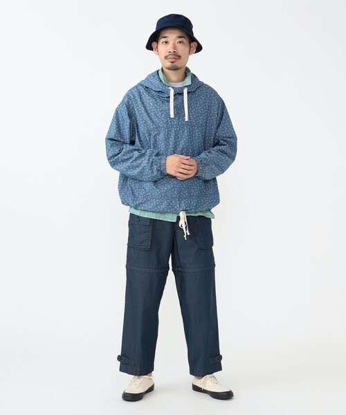 BEAMS PLUS（ビームスプラス）の「小紋プリント ミリタリー スモック インディゴ（ブルゾン・メンズ・インディゴブルー・M/S/L）」の2枚目の写真