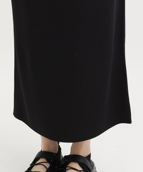 LEPSIM(レプシィム)の「14ゲージニットナロースカート 242468(スカート・レディース・グリーン/アイボリー/ブラック/パープル/カーキ/オレンジ/イエロー/ライトグレー/ライム・TALL/FREE)」の21枚目の写真