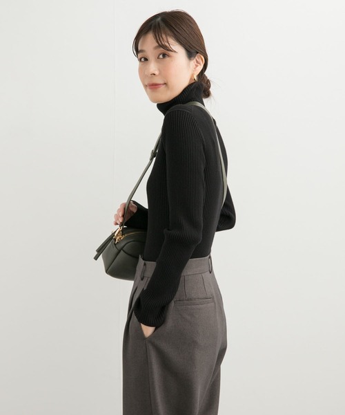 URBAN RESEARCH DOORS（アーバンリサーチドアーズ）の「タートルネックリブニット（ニット/セーター・レディース・ブラック/アイボリー/レッド・MEDIUM）」の12枚目の写真