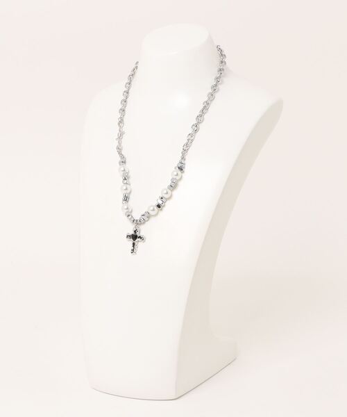 FreeZone（フリーゾーン）の「Y2k パールクロスネックレス（ネックレス・メンズ・シルバー・FREE）」の6枚目の写真