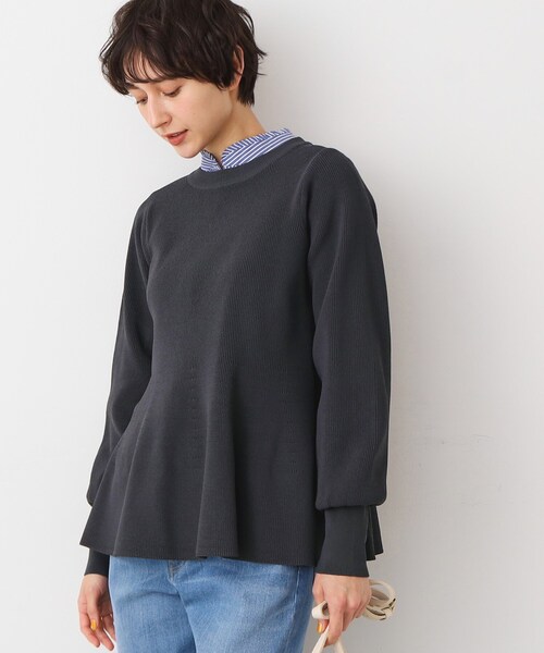 Dessin(デッサン)の「【洗える】ペプラムニット(ニット/セーター・レディース・チャコールグレー/ライトベージュ/ライトグリーン・02)」の4枚目の写真