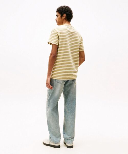 tommy jeans（トミー ジーンズ）の「レギュラーブルトンストライプTシャツ（Tシャツ/カットソー・メンズ・マルチ/ブルー・MEDIUM/LARGE/X-LARGE/SMALL）」の18枚目の写真