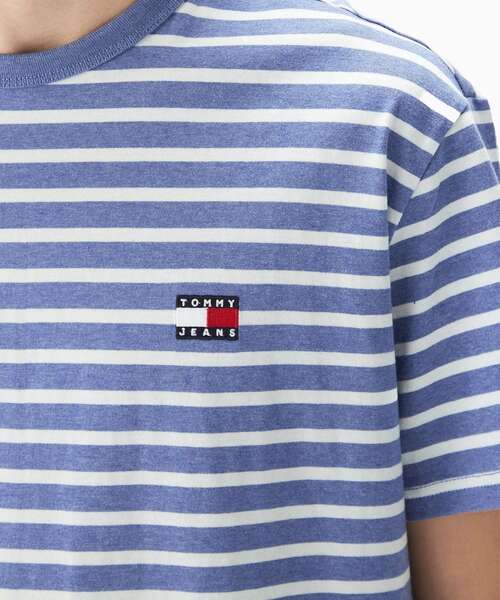 tommy jeans（トミー ジーンズ）の「レギュラーブルトンストライプTシャツ（Tシャツ/カットソー・メンズ・マルチ/ブルー・MEDIUM/LARGE/X-LARGE/SMALL）」の20枚目の写真