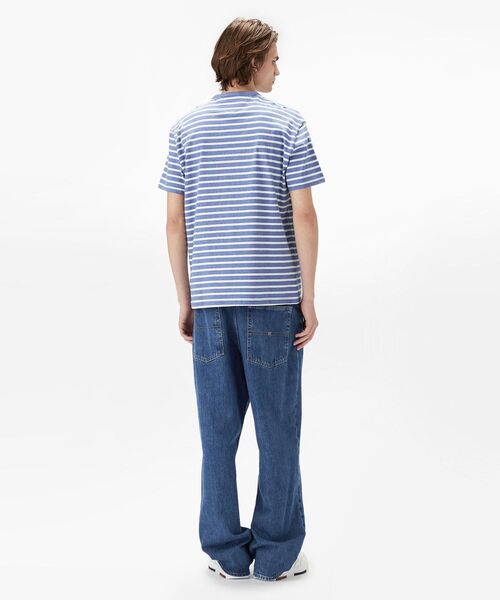 tommy jeans（トミー ジーンズ）の「レギュラーブルトンストライプTシャツ（Tシャツ/カットソー・メンズ・マルチ/ブルー・MEDIUM/LARGE/X-LARGE/SMALL）」の22枚目の写真
