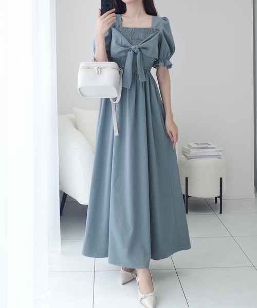 mily bilet(ミウィビレット)の「【mily bilet】一目ぼれ確定。大人フェミニン♪ビッグリボン使いシャーリングワンピース(ロング丈)(ワンピース・レディース・ブルー/ピンクベージュ/アイボリー/アイボリー系1・MEDIUM/LARGE/SMALL/X-LARGE)」の12枚目の写真