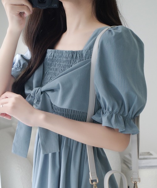 mily bilet(ミウィビレット)の「【mily bilet】一目ぼれ確定。大人フェミニン♪ビッグリボン使いシャーリングワンピース(ロング丈)(ワンピース・レディース・ブルー/ピンクベージュ/アイボリー/アイボリー系1・MEDIUM/LARGE/SMALL/X-LARGE)」の16枚目の写真