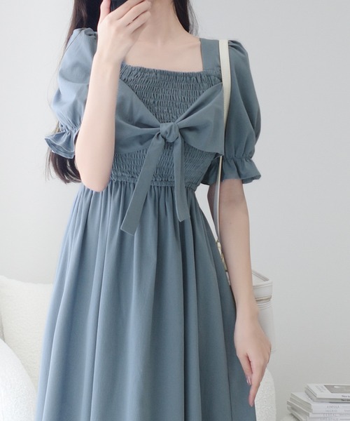 mily bilet(ミウィビレット)の「【mily bilet】一目ぼれ確定。大人フェミニン♪ビッグリボン使いシャーリングワンピース(ロング丈)(ワンピース・レディース・ブルー/ピンクベージュ/アイボリー/アイボリー系1・MEDIUM/LARGE/SMALL/X-LARGE)」の17枚目の写真
