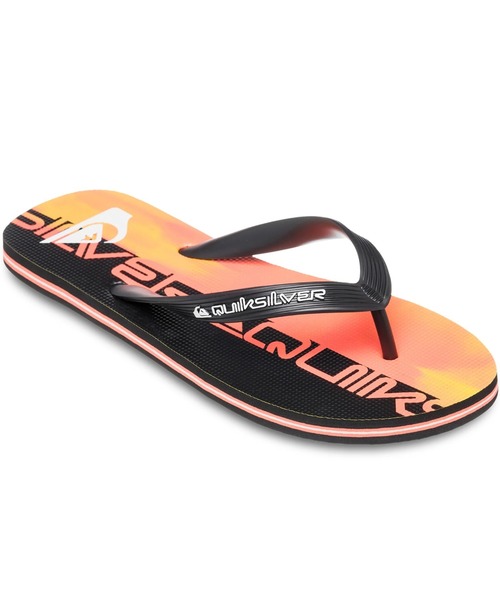 Quiksilver(クイックシルバー)の「MOLOKAI ART 25 YOUTH/クイックシルバーロゴビーサン(ビーチサンダル)(サンダル・メンズ・オレンジ/ブルー・27cm/28cm/25cm/26cm)」の1枚目の写真