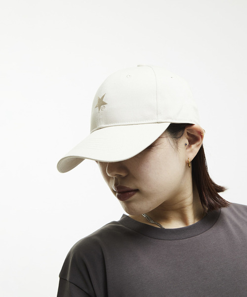 CONVERSE TOKYO(コンバーストウキョウ)の「DIAGONAL STAR★ CAP(BIG BRIM)(キャップ・レディース・ベージュ/ブラック/オフホワイト・FREE)」の6枚目の写真
